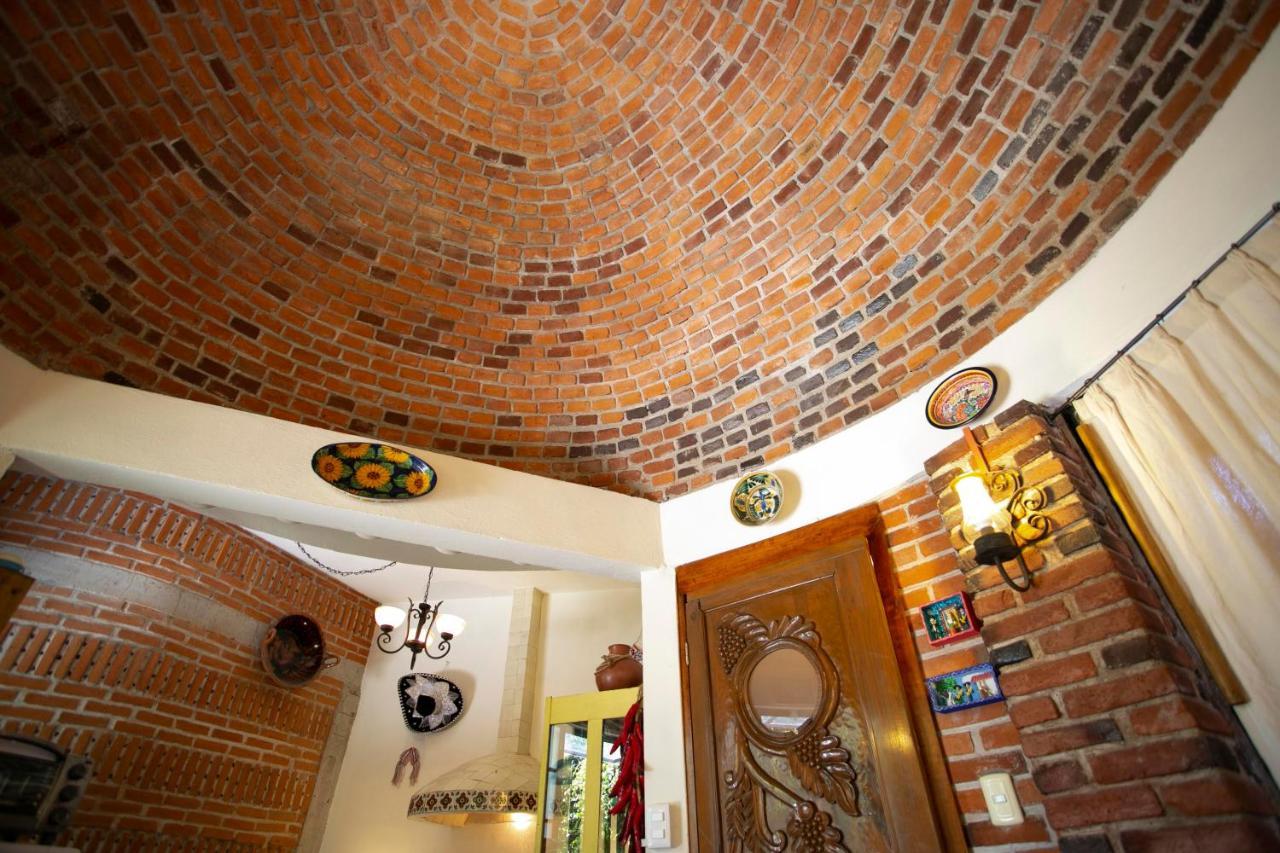 Majikal B&B - China Poblana Чолула Экстерьер фото