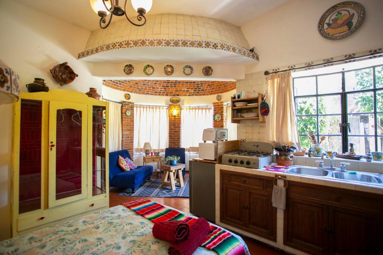 Majikal B&B - China Poblana Чолула Экстерьер фото